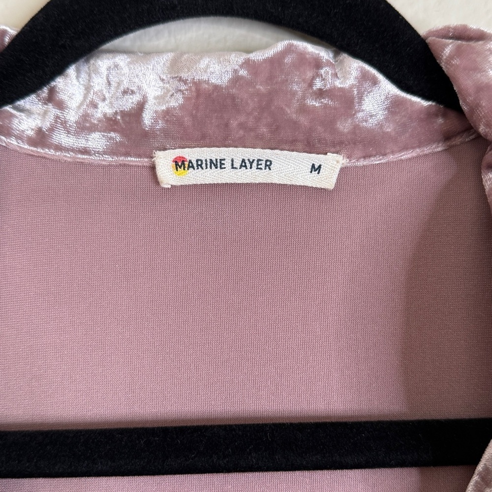 Marine Layer crushed velvet short sleeve blouse women’s medium blush EUC - Picture 2 of 3